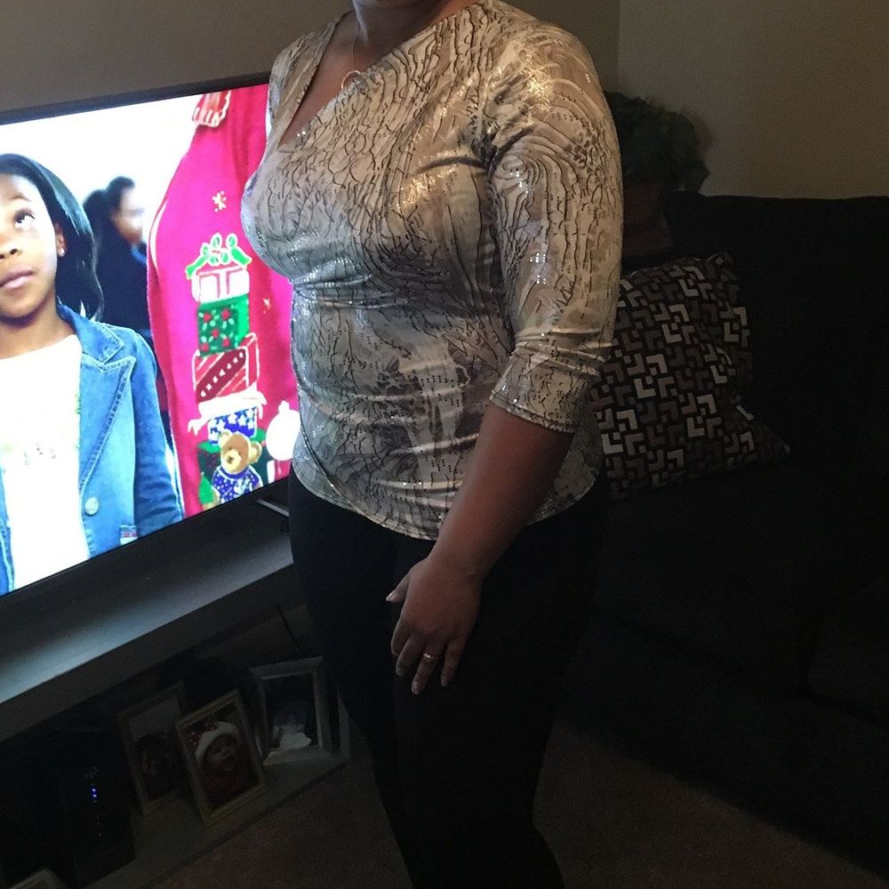 Meet your Posher, Nika